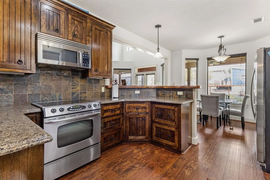 Photo of 618 Chestnut Falls