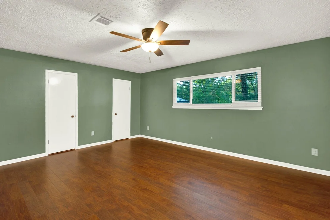 Photo of 15230 Stagecoach Road