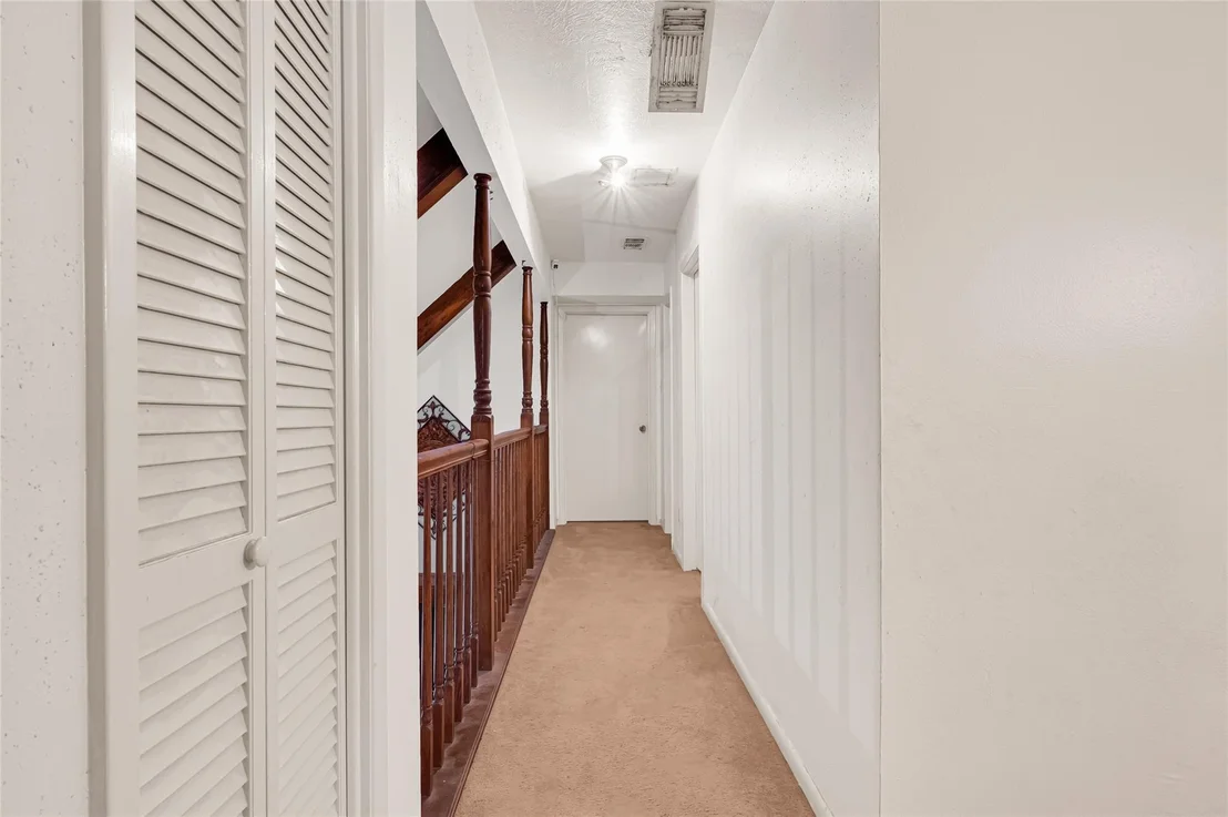 Photo of 505 Oak Drive