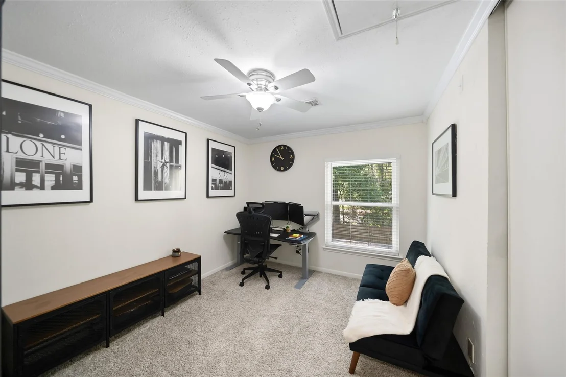 Photo of 3 E Stony Bridge Circle