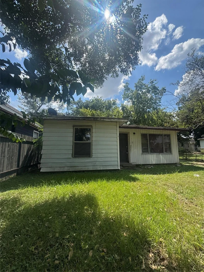 Photo of 3018 Cactus Street