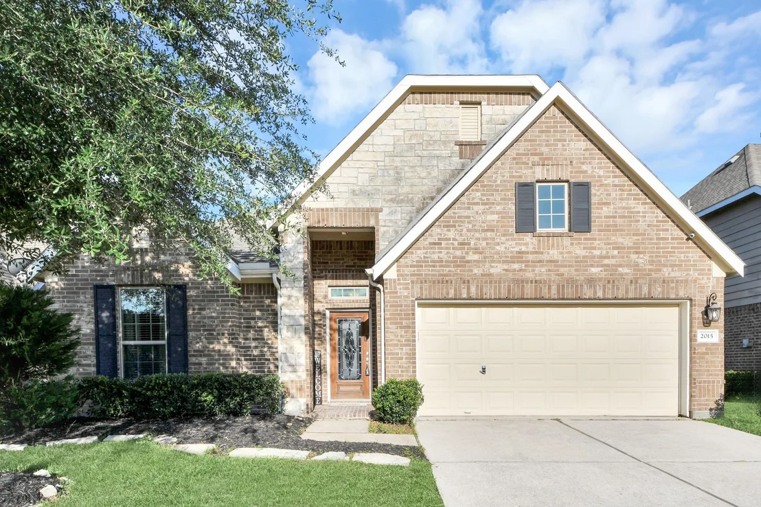 Photo of 2015 Palmonari Drive