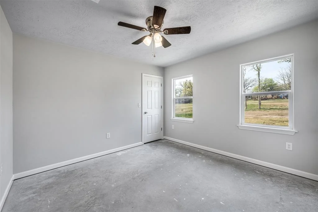 Photo of 303 Apache Drive S