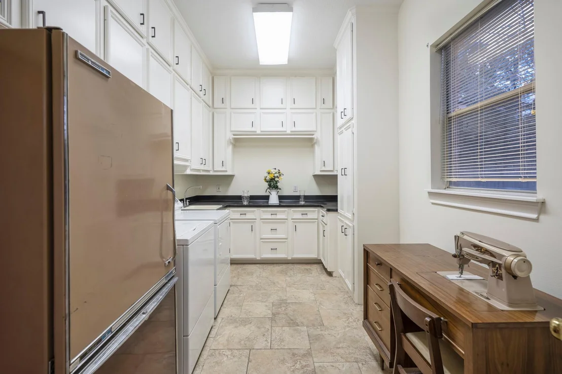 Photo of 46 Hillock Woods
