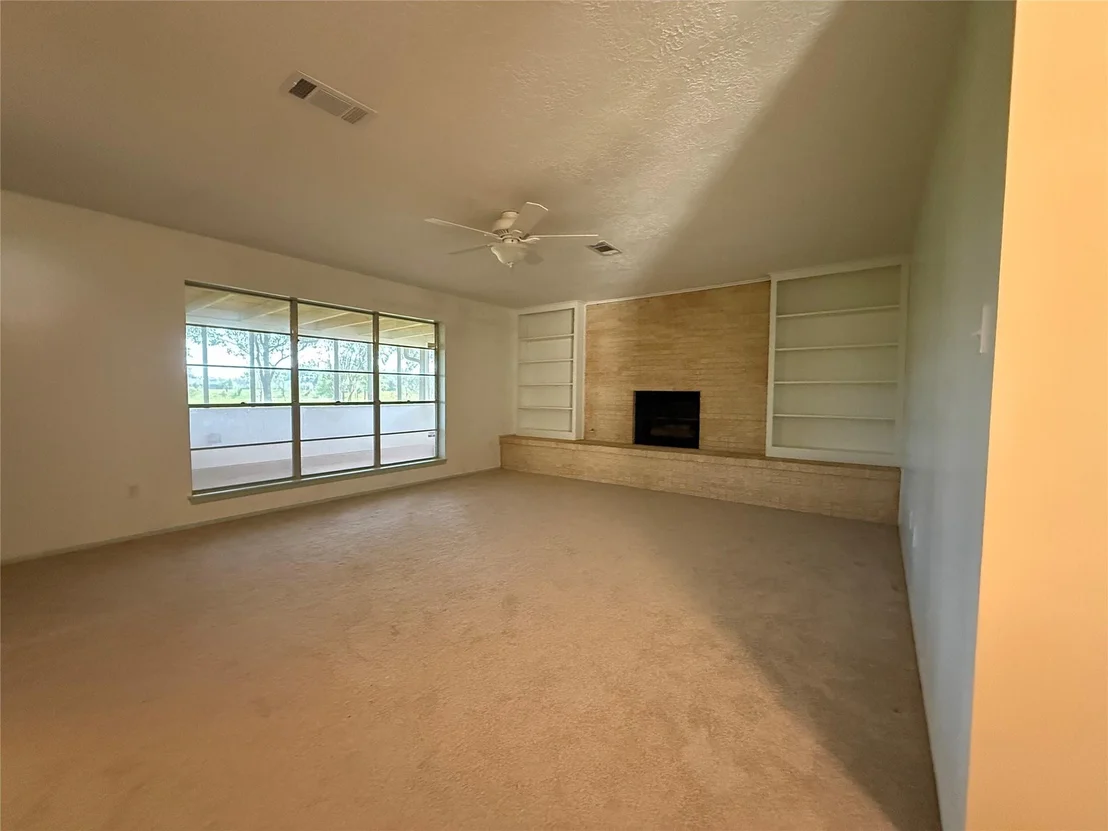 Photo of 15518 Torry Pines Road