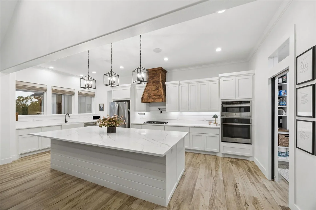 Photo of 5131 Timber Ridge Drive