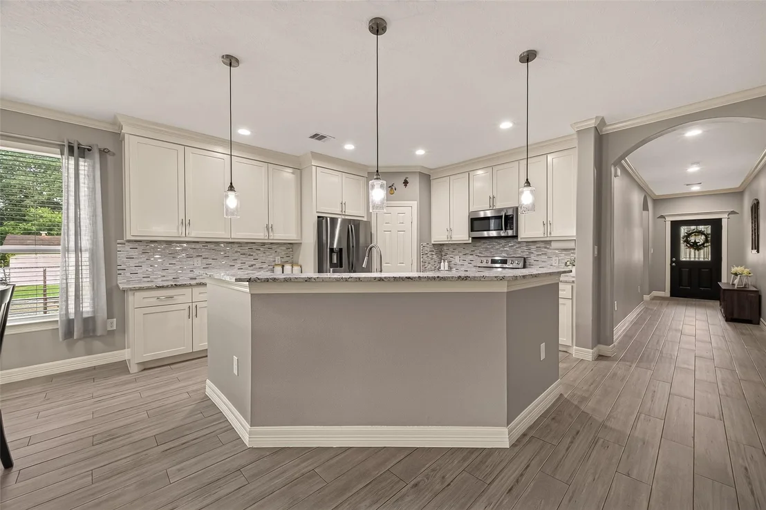 Photo of 709 Coen Road