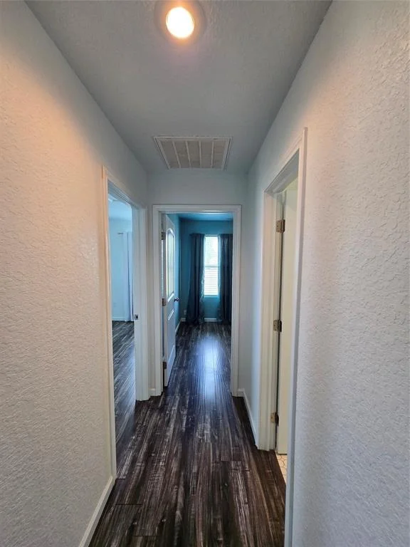 Photo of 657 Bayview Drive