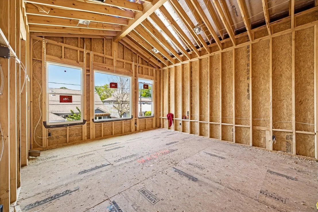 Photo of 1510 Chantilly Lane
