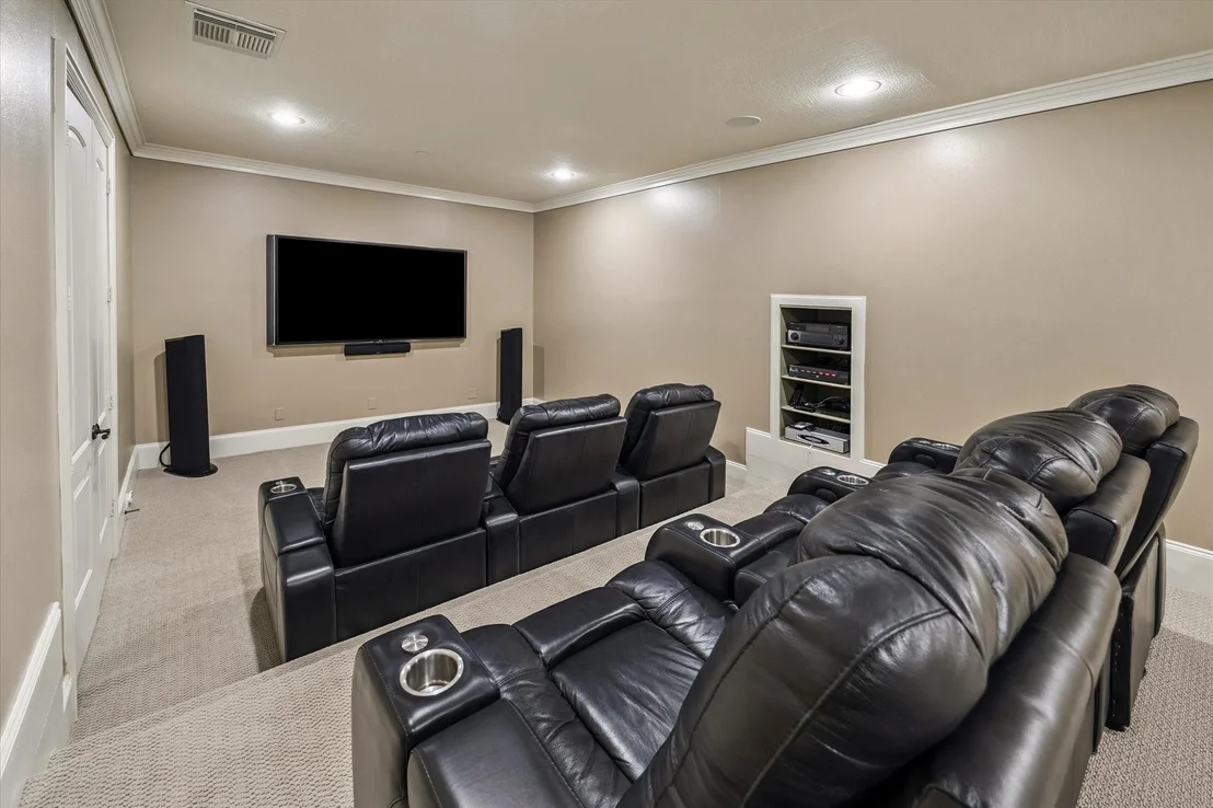 Photo of 570 Lanecrest Lane