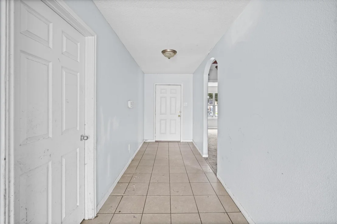 Photo of 907 Marigold Road