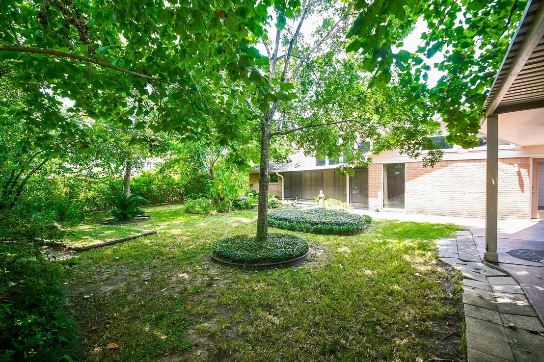 Photo of 1114 Guinea Drive