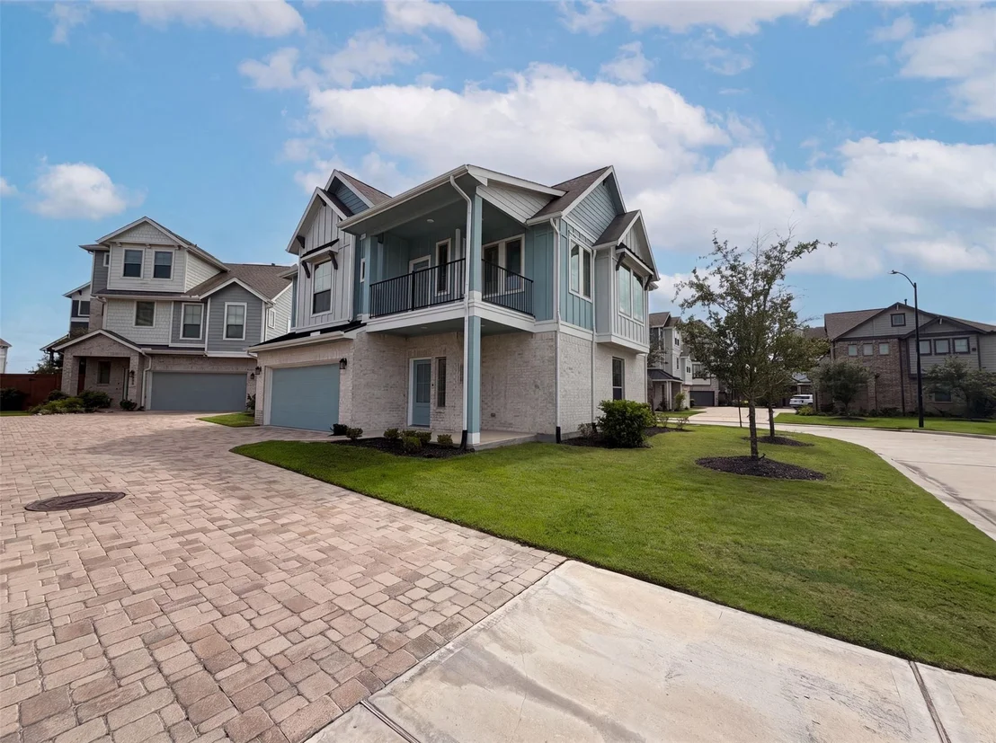 Photo of 23939 Oriole Valley Trail
