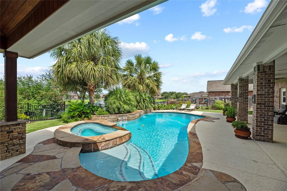 Photo of 8607 Crossriver Lane