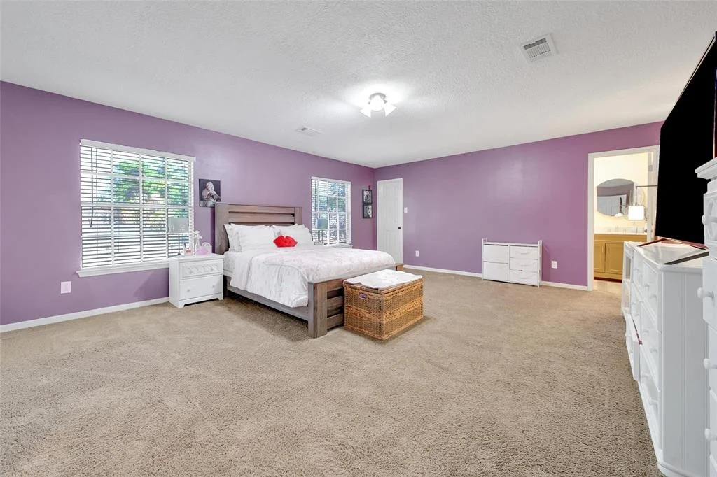 Photo of 16702 Avenfield Road