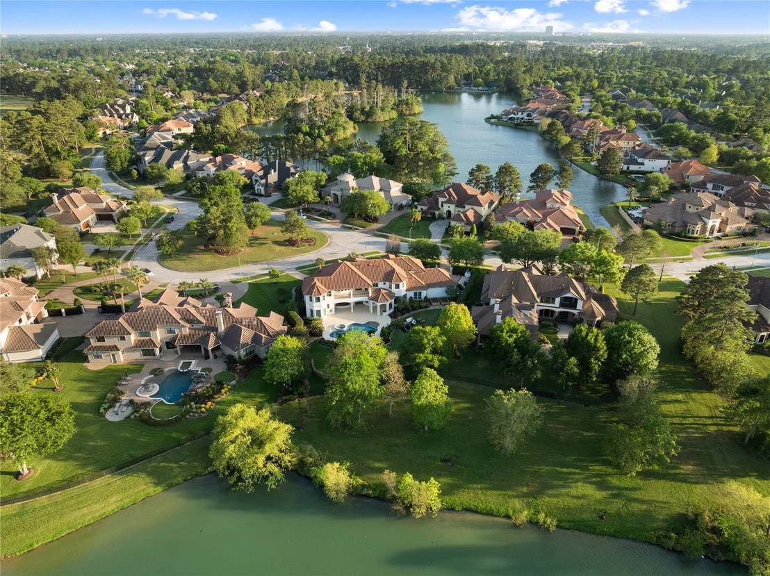 Photo of 82 Manor Lake Estates Circle