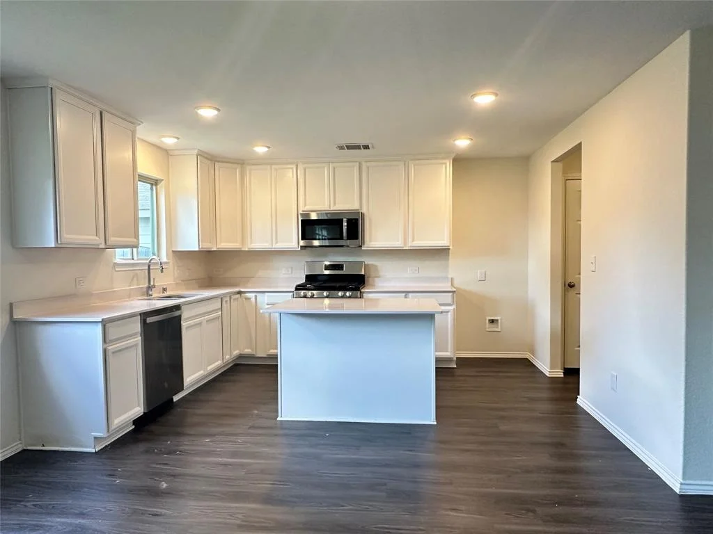 Photo of 4203 Hidden Timbers Lane
