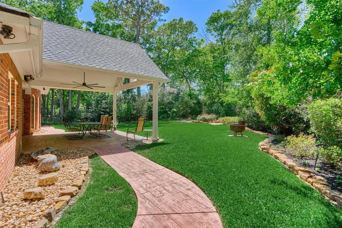Photo of 150 Lake View Circle