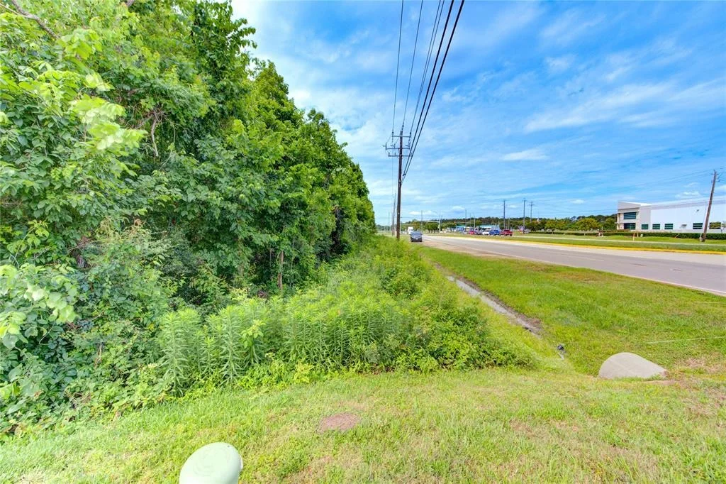 Photo of 0 Red Bluff Road
