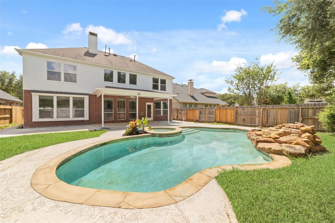 Photo of 6207 Suncrest Court
