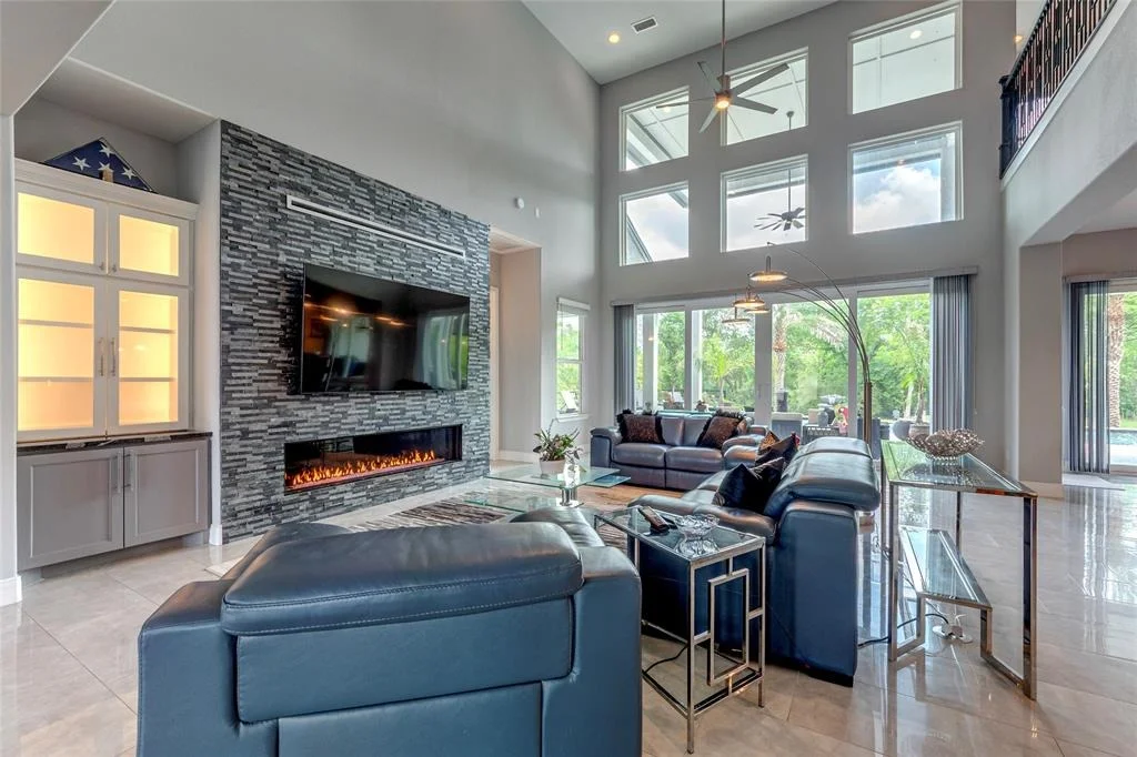 Photo of 5707 Windmill Lane