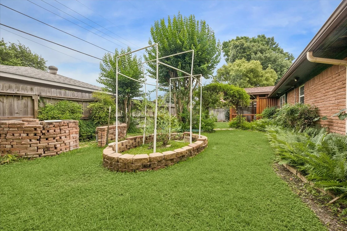 Photo of 5418 Queensloch Drive
