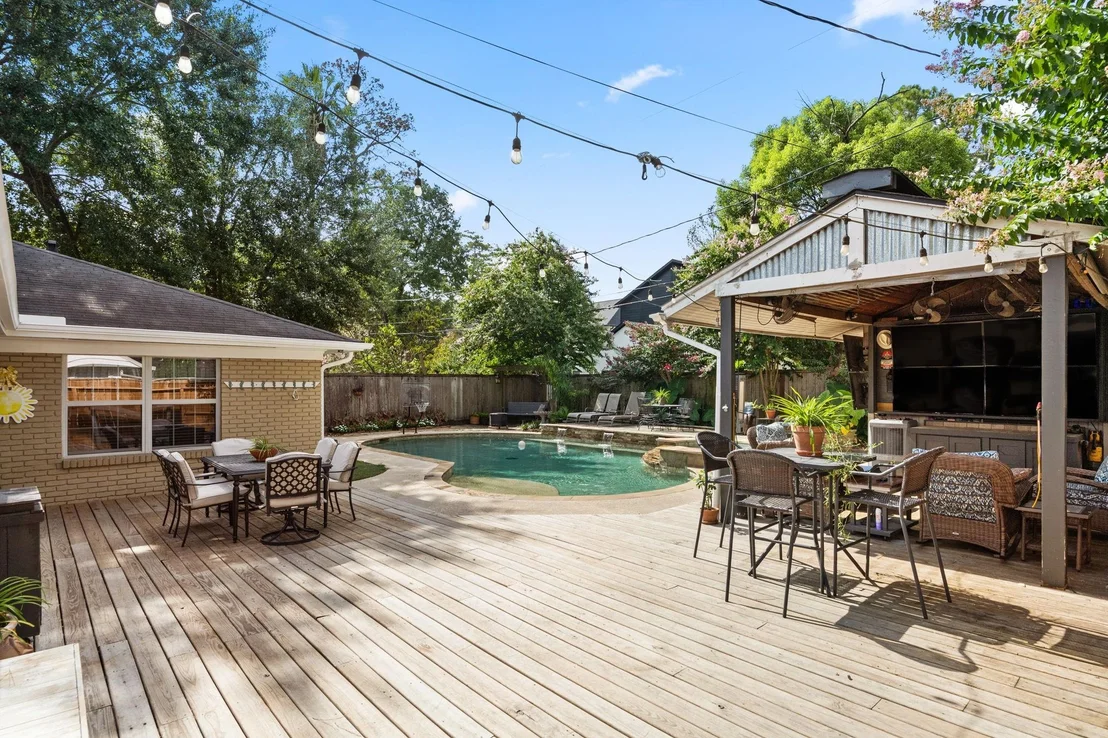 Photo of 8313 Cedarbrake Drive