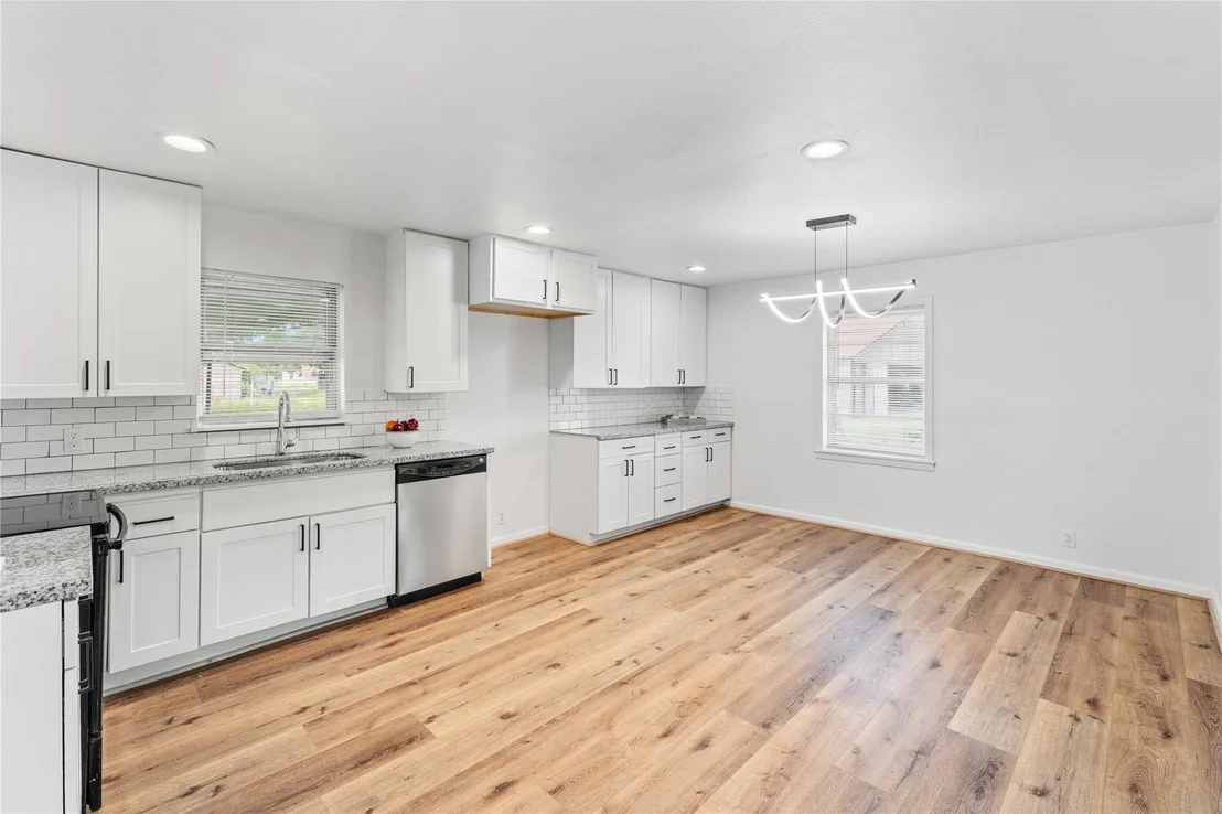 Photo of 2751 Piper Road