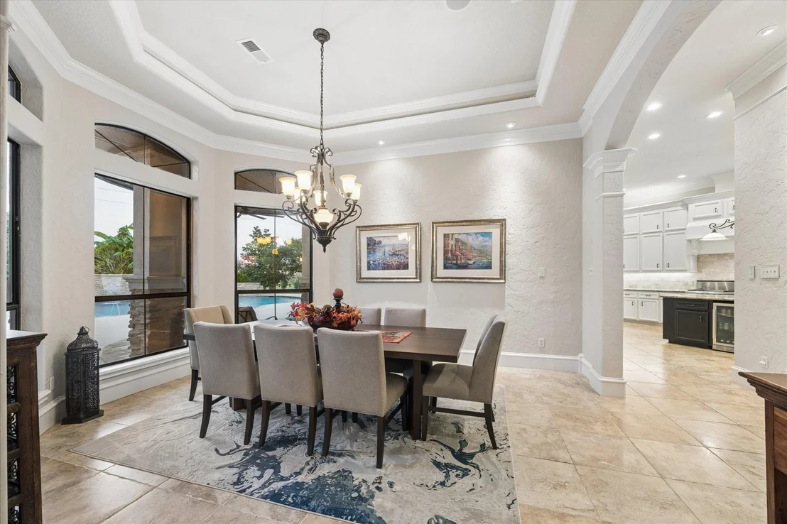 Photo of 6810 Anthonia Lane
