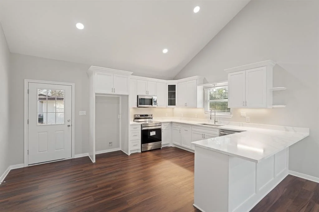 Photo of 327 Pecan