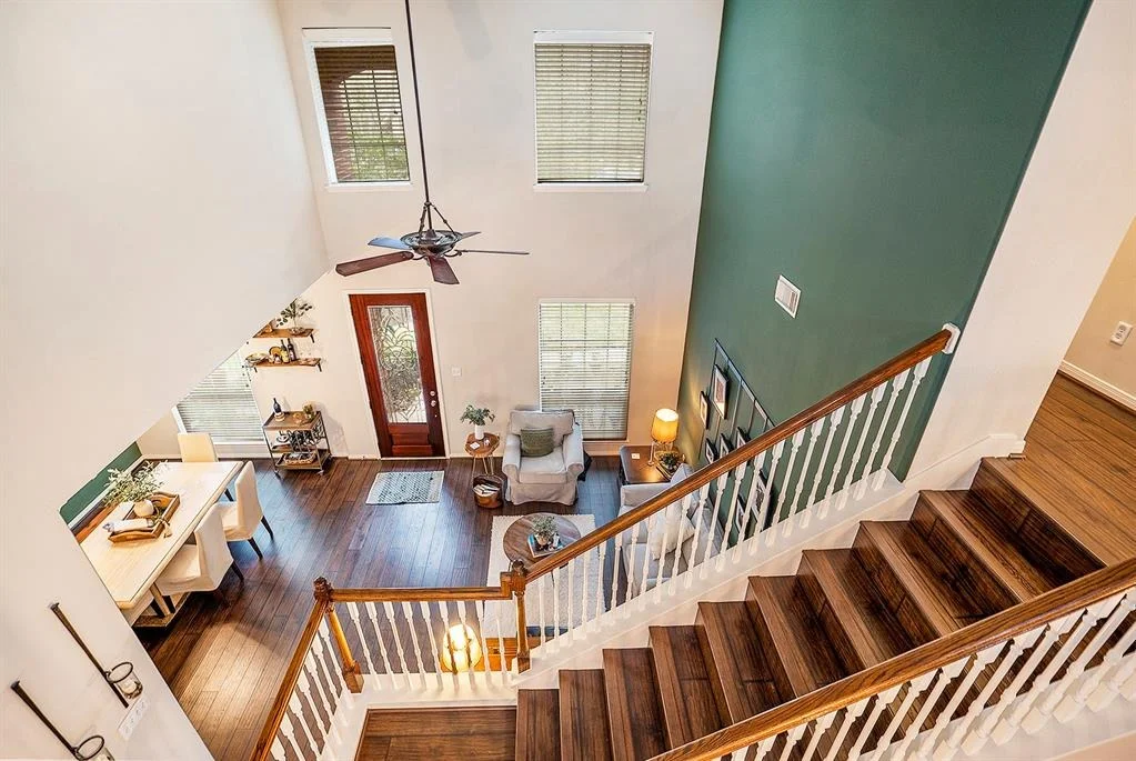 Photo of 601 White Oak Pointe