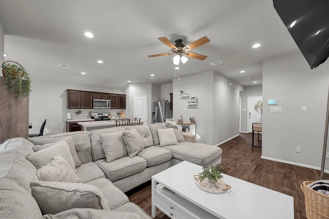 Photo of 20874 Olive Leaf Street