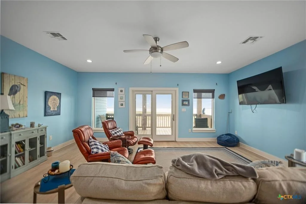 Photo of 1383 Bay Point Drive