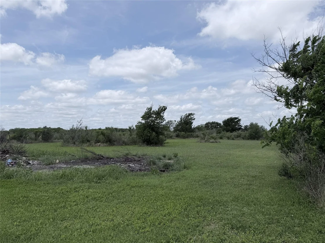 Photo of Lots 7,8,9 Bastrop Street