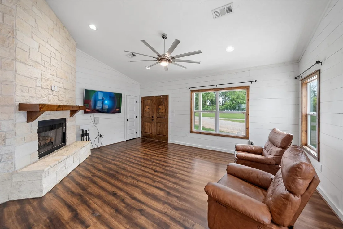 Photo of 1121 Pelican Road