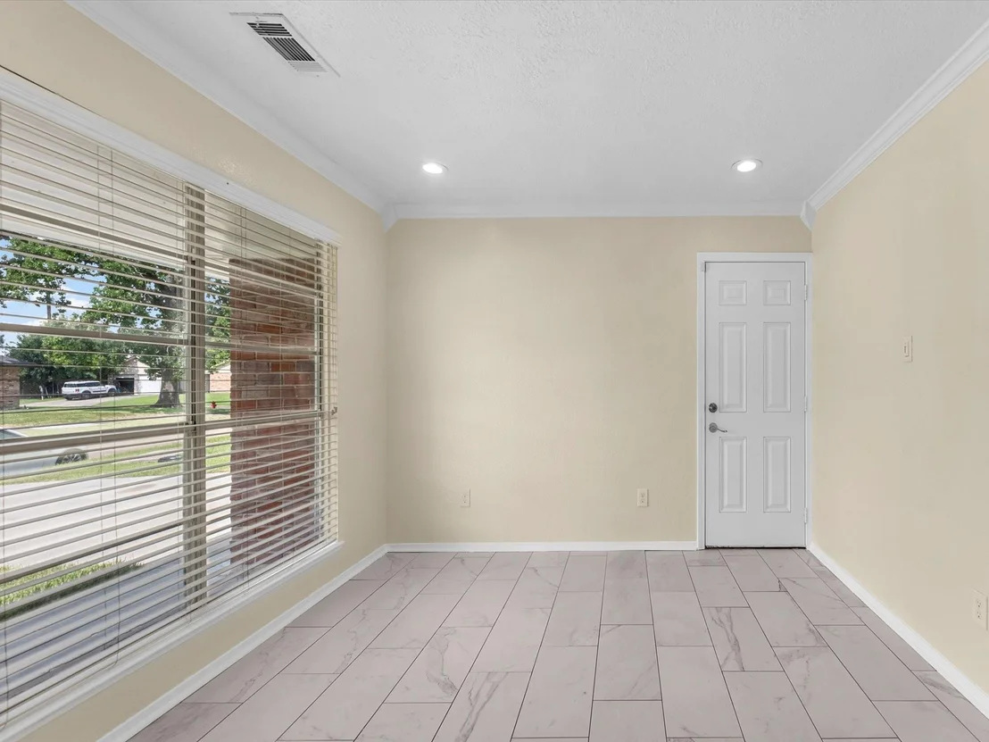 Photo of 13931 Roundstone Lane