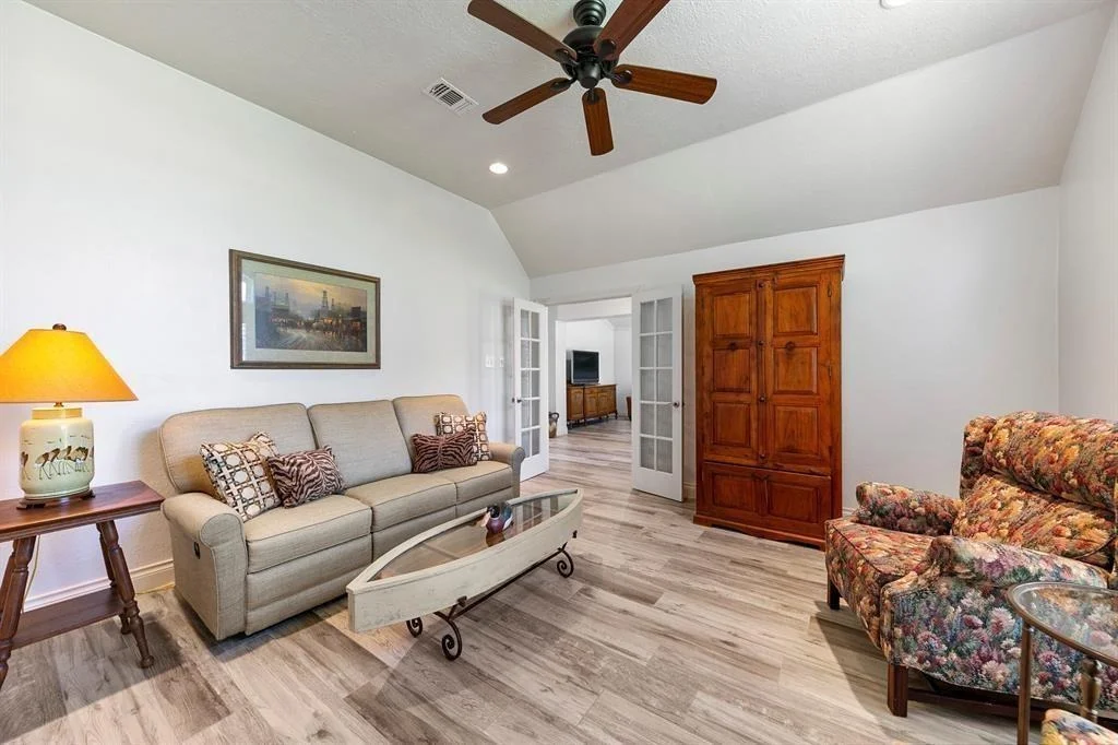 Photo of 27111 Clay Road