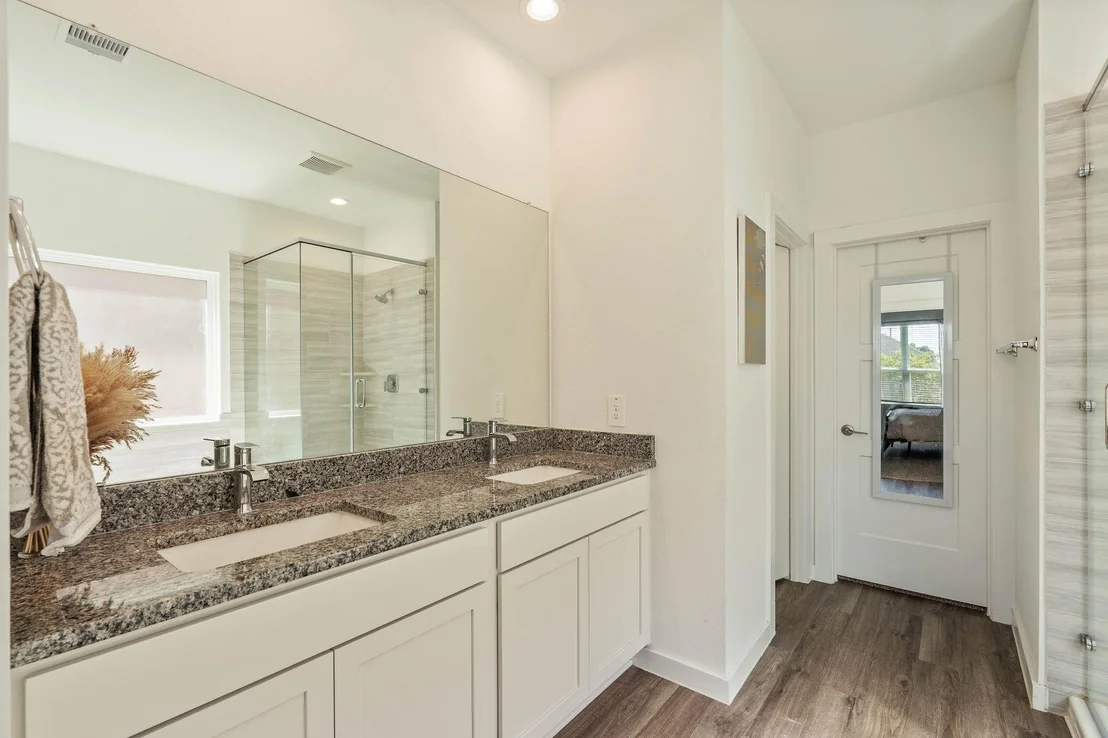 Photo of 565 Newcomb Hollow Drive