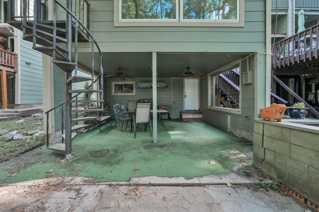 Photo of 162 Villa Way