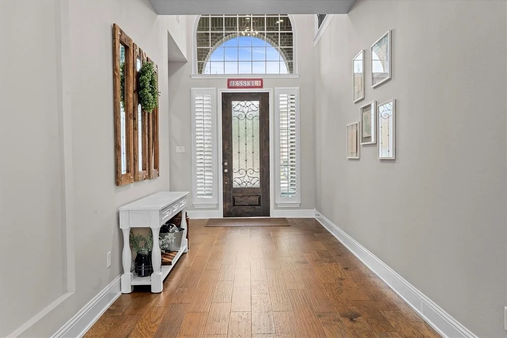 Photo of 27626 Long Cliff Lane