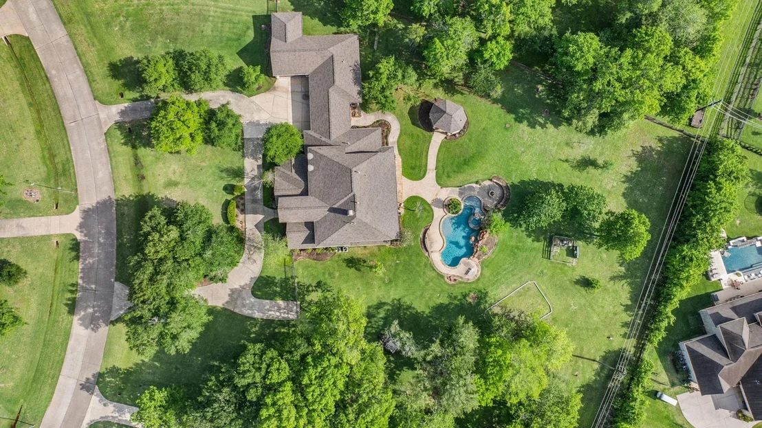 Photo of 3407 Woodbine Drive