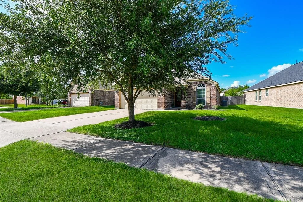 Photo of 19002 Windy Stone Drive