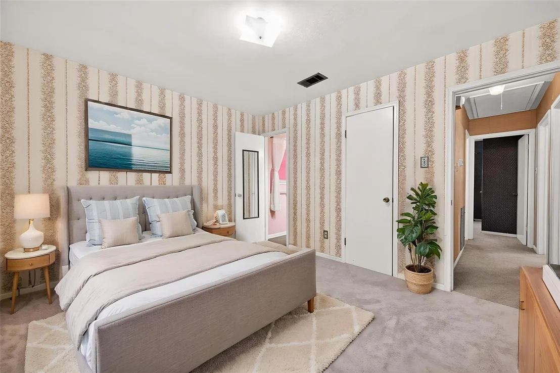 Photo of 2220 Ripple Creek Drive