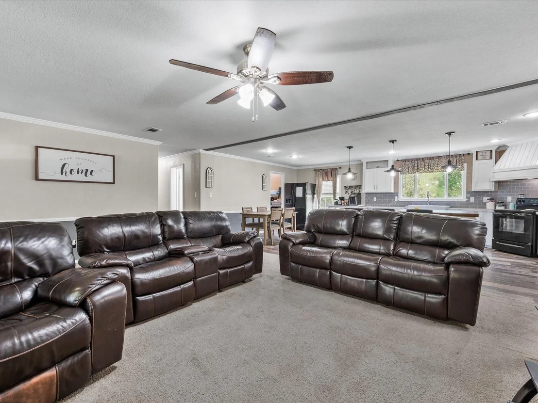 Photo of 11197 Artic Circle