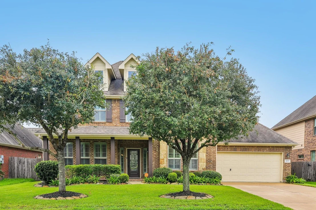 Photo of 4220 Walnut Bend Drive