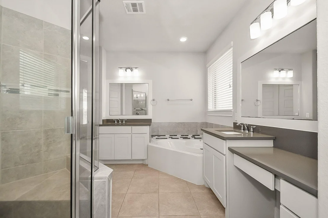 Photo of 35 N Wheatleigh Drive