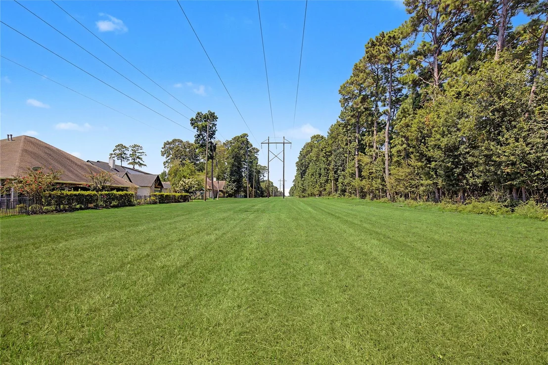 Photo of 279 W Pines Drive