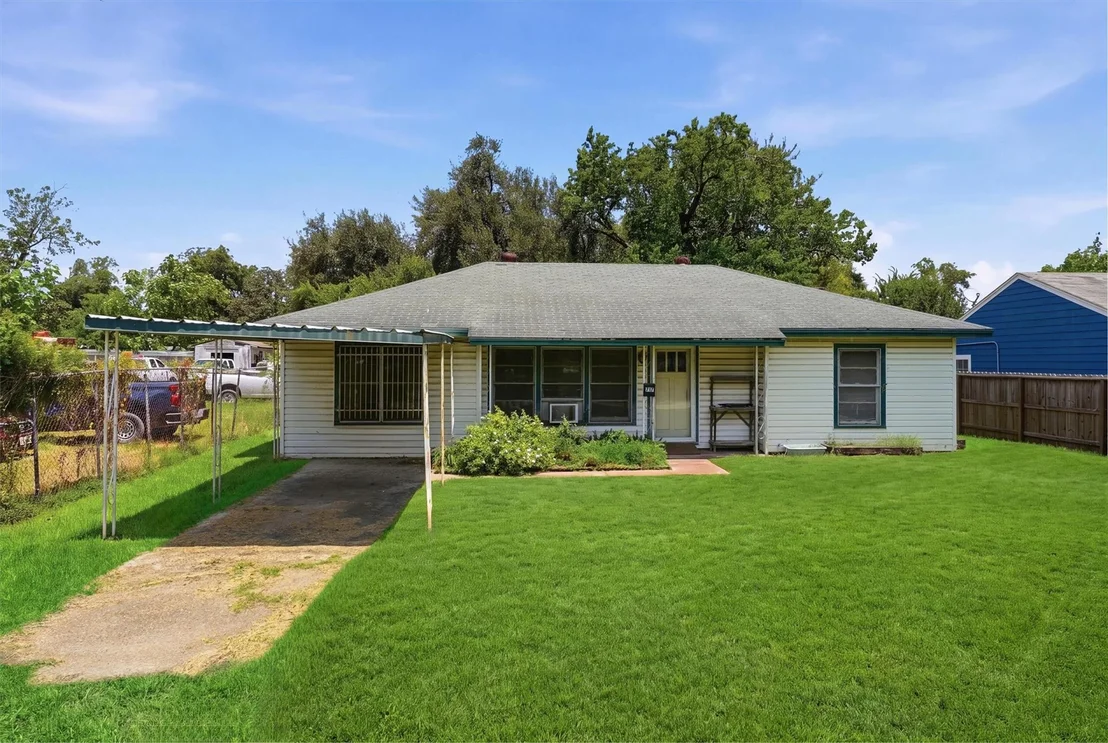 Photo of 717 Bolling Lane