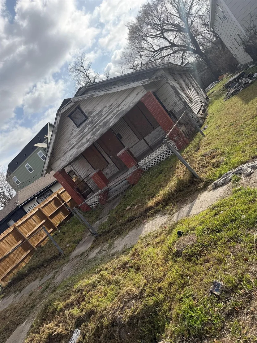Photo of 3429 Nettleton Street