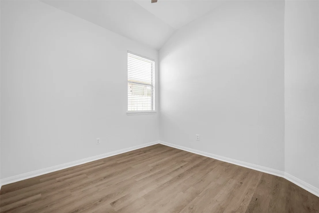Photo of 4707 Waukegan Road